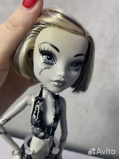 Кукла монстер хай Френки чб