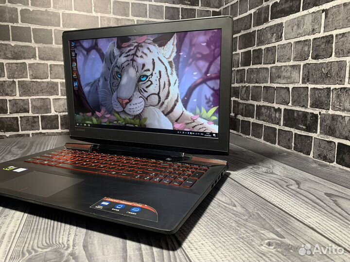 Игровой ноутбук Lenovo i5/16gb/2видеокарты