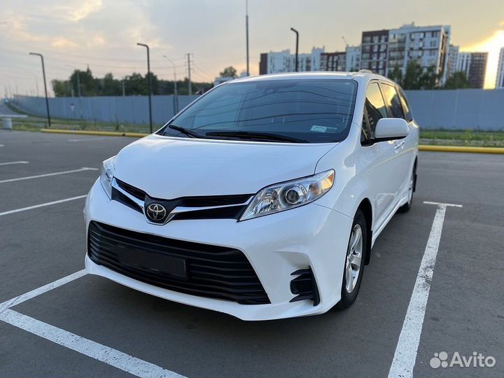 Toyota Sienna 3.5 AT, 2018, 65 000 км