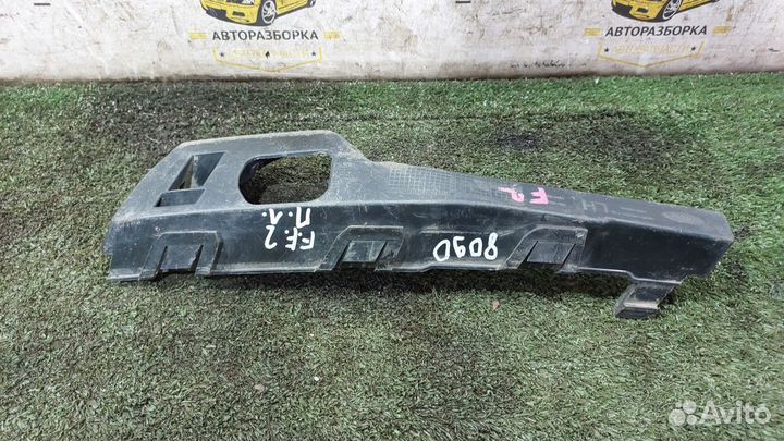 Кронштейн переднего бампера левый Focus 2 (2+)