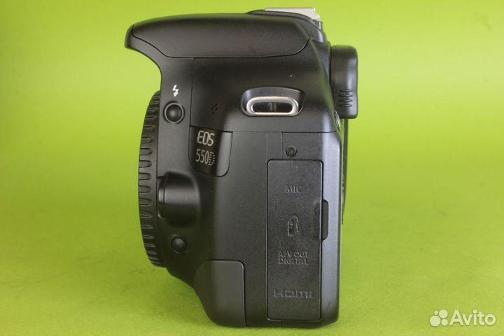 Фотоаппарат Canon eos 550d коробка + допы (id 186)