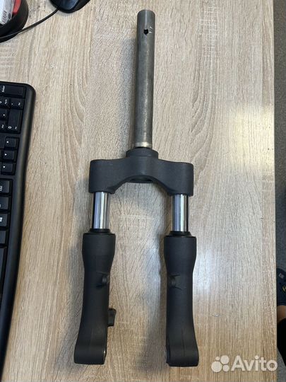 Шеринговая вилка Ninebot Max