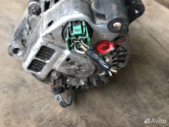 Генератор для а/м Honda