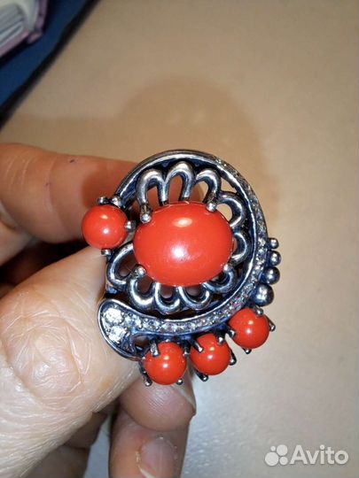 Серебряное кольцо