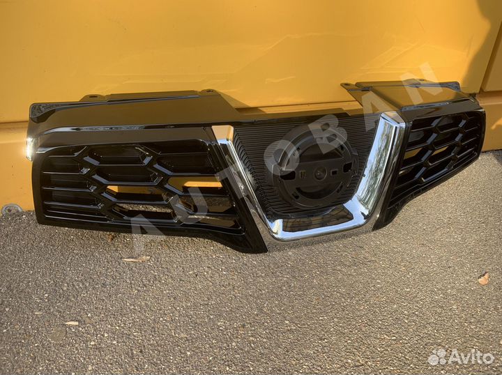 Решетка радиатора Nissan Qashqai j10 2010-13