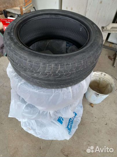 Dunlop Bi-Guard 950L 215/45 R16