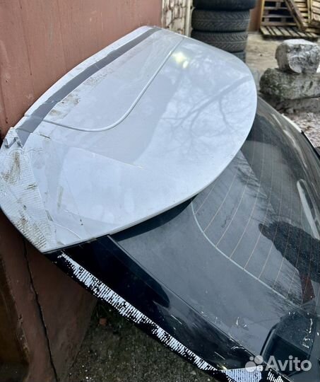 Крышка багажника Kia XCeed 20