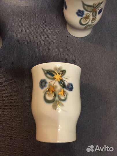 Кувшин фарфоровый в наборе со стаканами