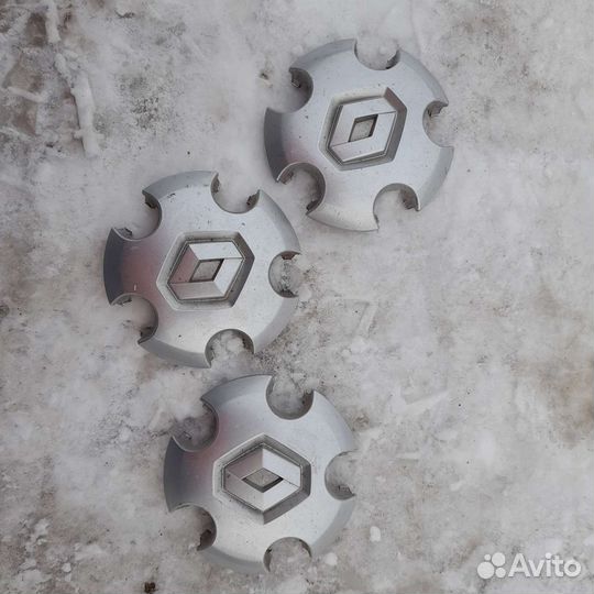 Колпаки на диски Renault duster