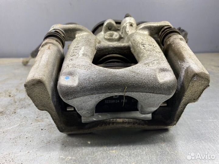 Суппорт тормозной задний левый/правый mazda 3 BM