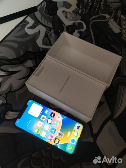 iPhone X, 256 ГБ