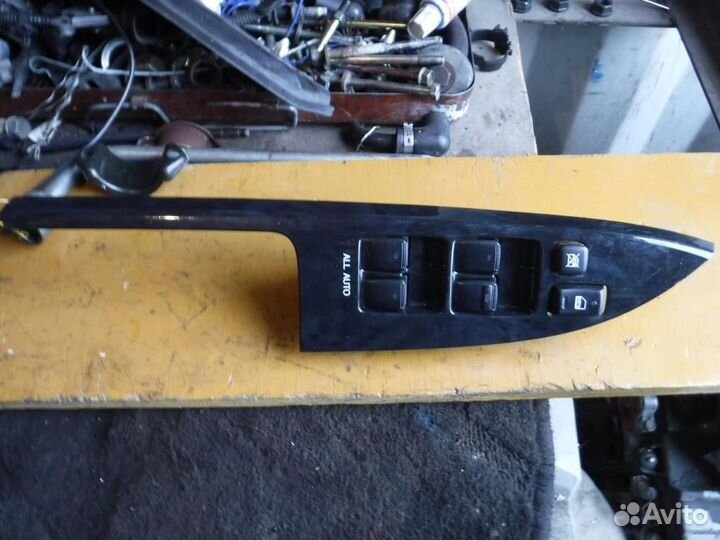 Блок управления стеклопод. прав.перед. Toy/ Allion