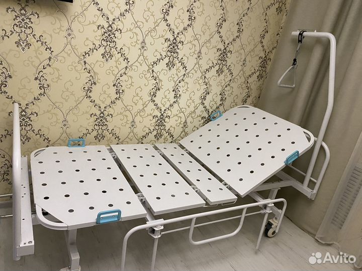 Медицинская кровать для лежачих больных бу