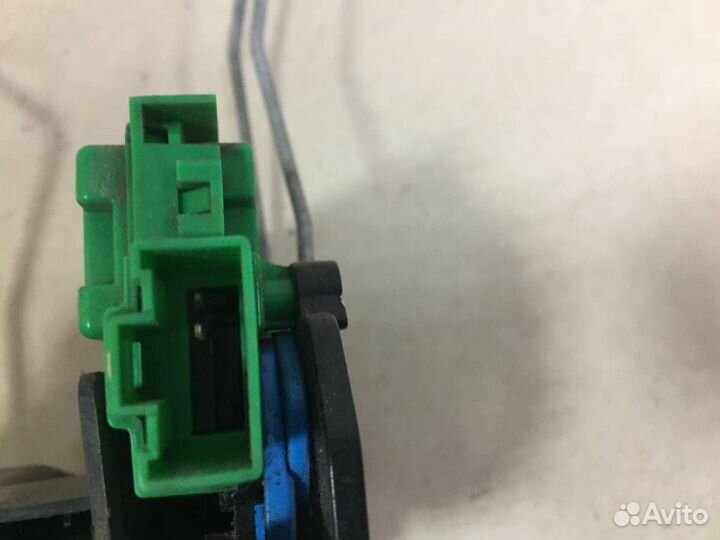 Замок двери задней правой Hyundai Solaris 2010-2017