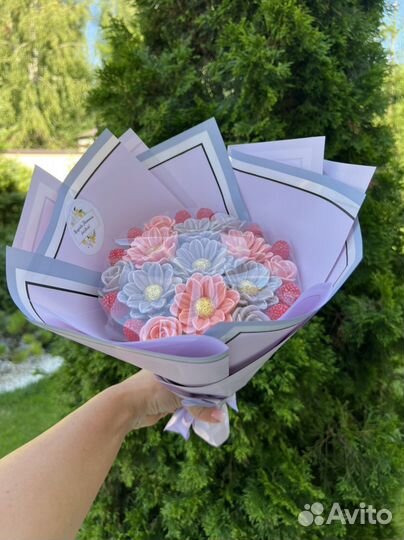 Букет из шоколадных роз. Подарок. Съедобный букет