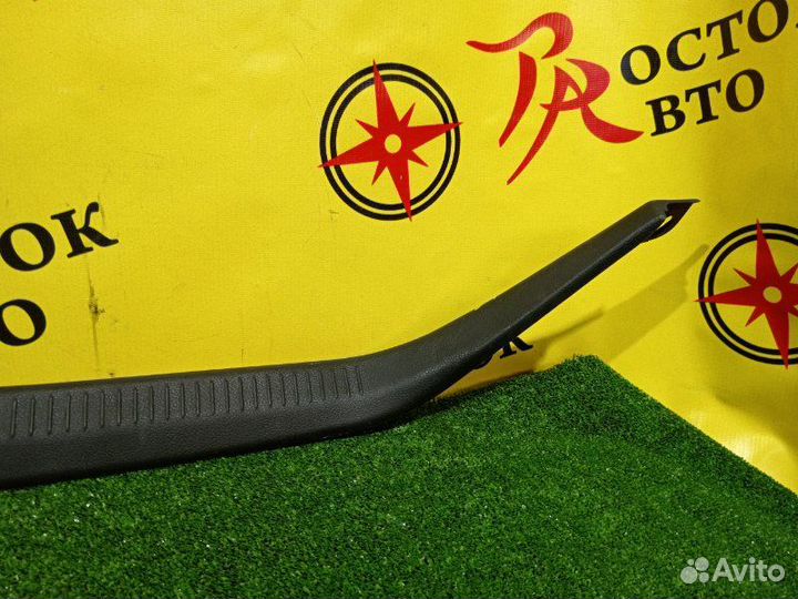 Накладка багажника Nissan Teana J31 VQ23DE 2003