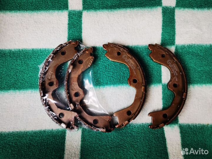 Комплект колодок ручника NiBK fn0643