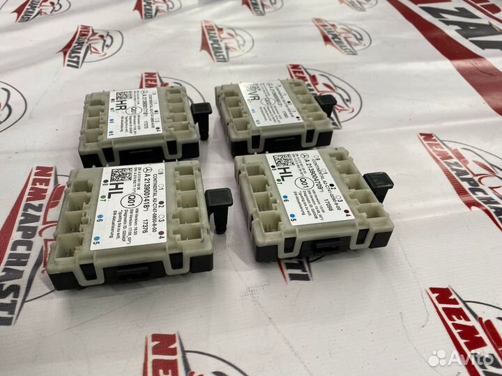 Блок управления двери Mercedes E213