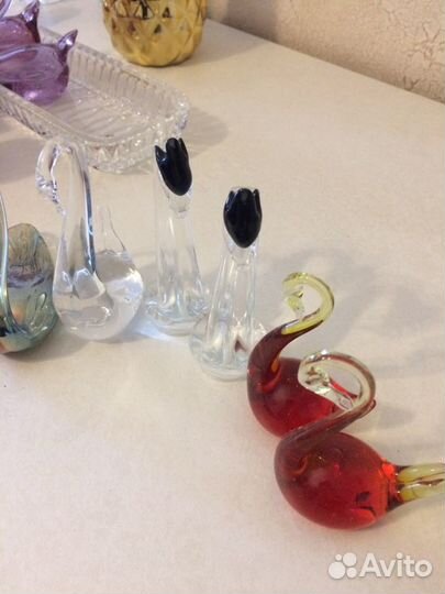 Статуэтка лебедь