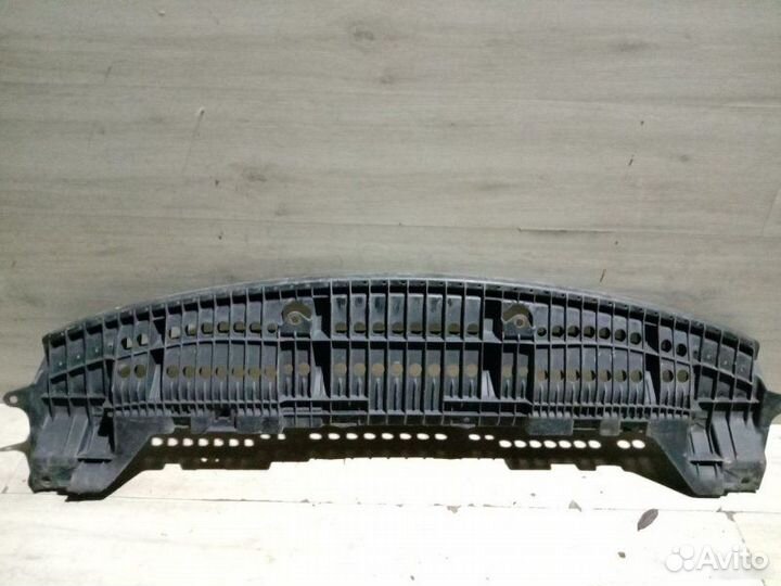 Пыльник переднего бампера Toyota