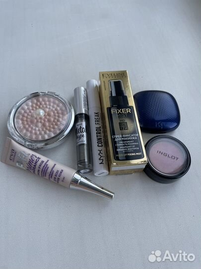 Набор косметики пакетом