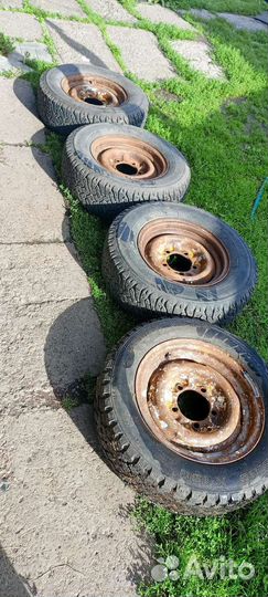 Колёса УАЗ, 3 колеса на 14,2шт на 15р