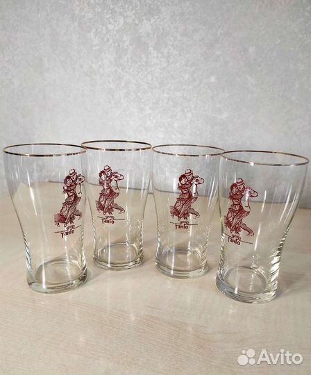 Набор стаканов