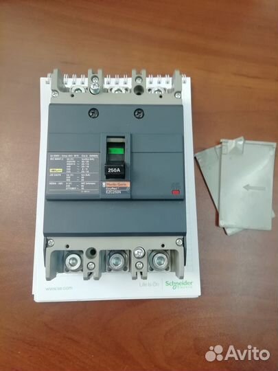 Автоматический выключатель 250 A (EZC250N3250)