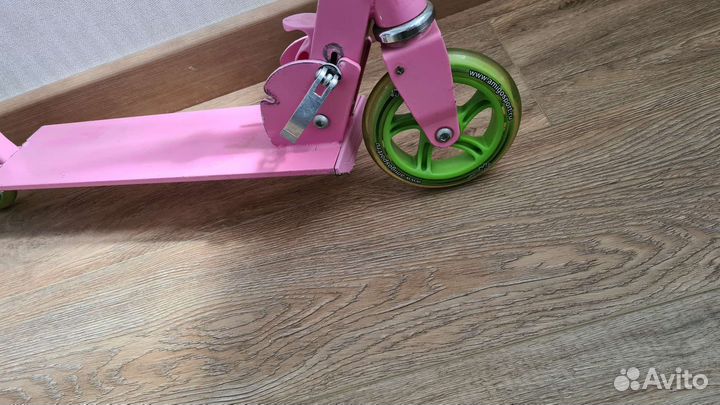 Самокат двухколесный amigosport