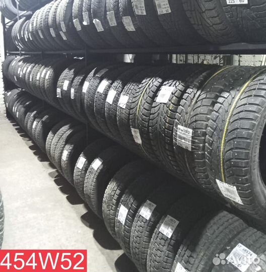 Dunlop SP Winter Ice 02 195/65 R15 93P