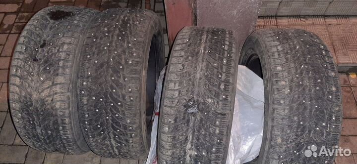 Nokian Tyres Hakkapeliitta 9 SUV 235/55 R17 103T