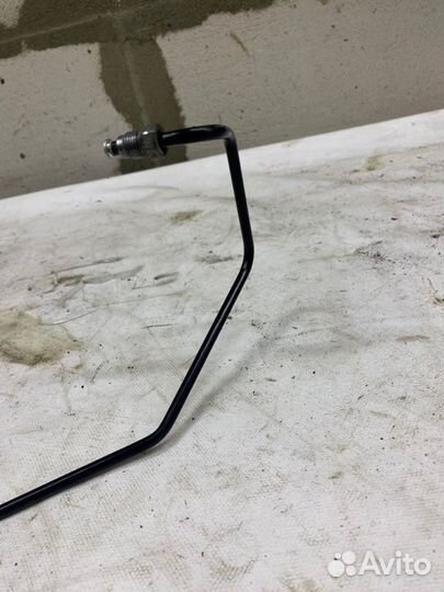 Трубка тормозная передняя правая Volkswagen Polo