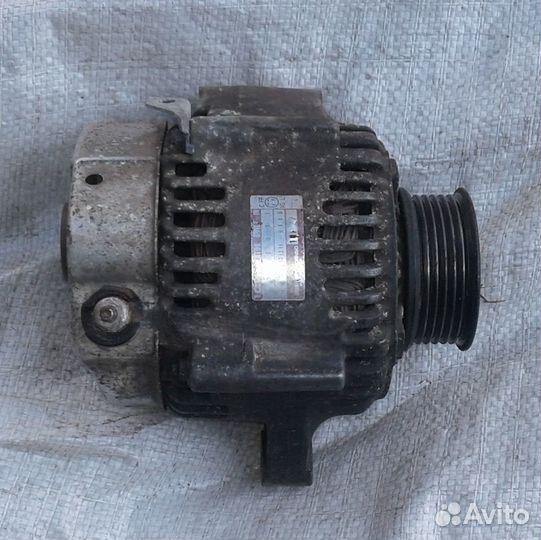 Генератор б/у Honda Odyssey F22B
