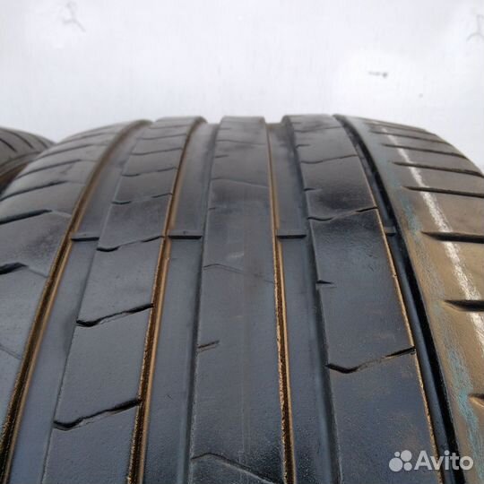 Pirelli P Zero 275/40 R21 107Y