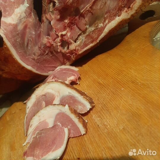 Копченое и свежее мясо птицы