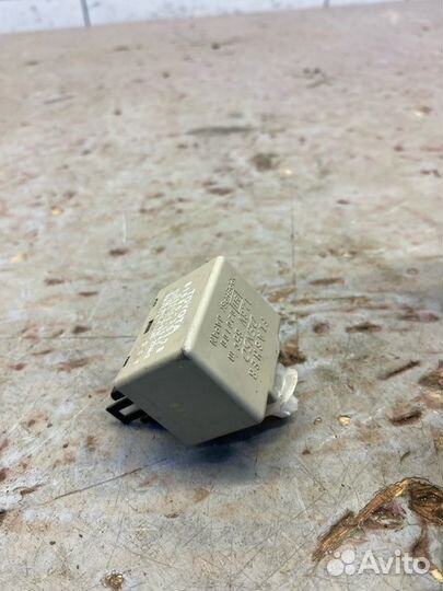 Реле Toyota Camry V40 3.5 2007