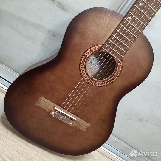 Гитара новая классическая полноразмерная