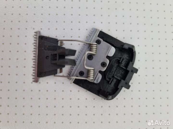 Триммер Panasonic ER-GB40 на запчасти