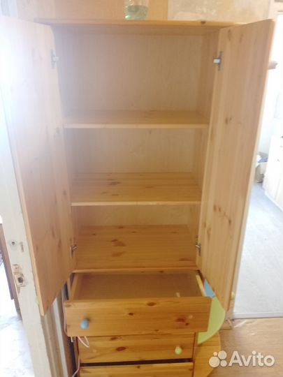 Продам детский шкаф