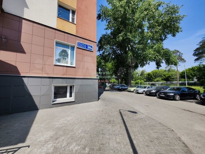 Продается коммерческая, 35.4 кв.м., 1/10 эт