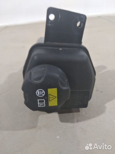 Бачок расширительный Bmw X5 F15 2017 17137591214