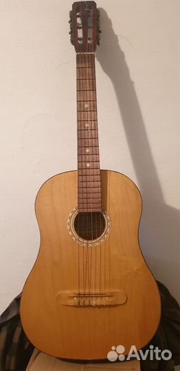 Классическая гитара шестиструнная бу