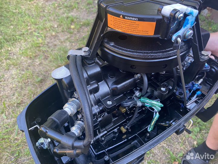Лодочный мотор 