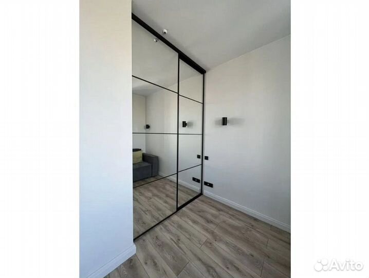 Двери купе в нишу