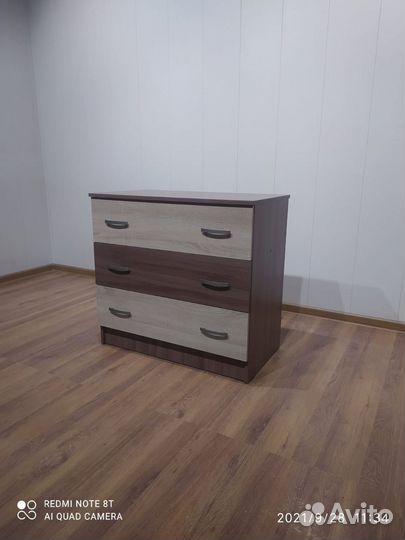 Комод с ящиками