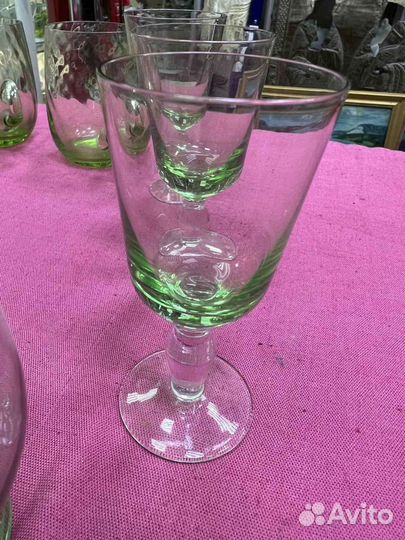Стеклянный набор зеленого цвета. СССР