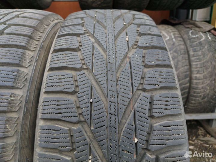 Nokian Tyres Hakkapeliitta R2 SUV 225/65 R17 106R