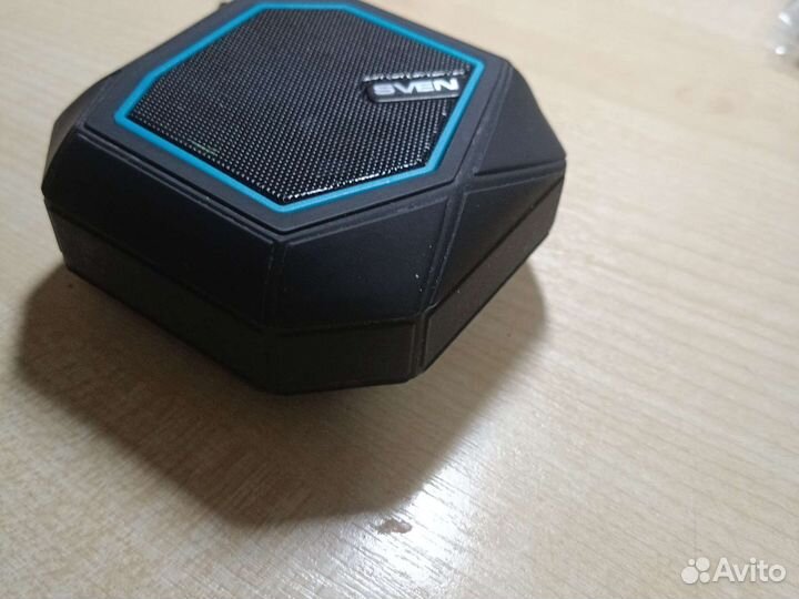 Блютуз колонка