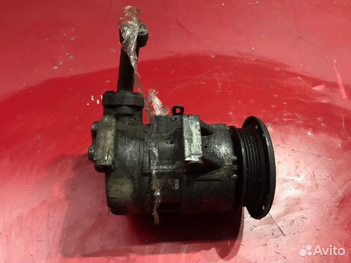 Компрессор кондиционера Toyota Avensis Т250