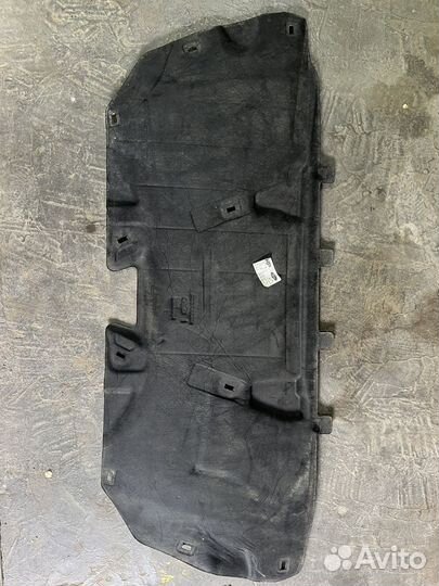 Шумоизоляция капота Форд фокус 3